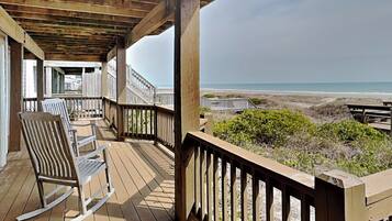 Studio (4 Bedrooms) | Property amenity