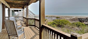 Barefoot Bungalow by Topsail Realty