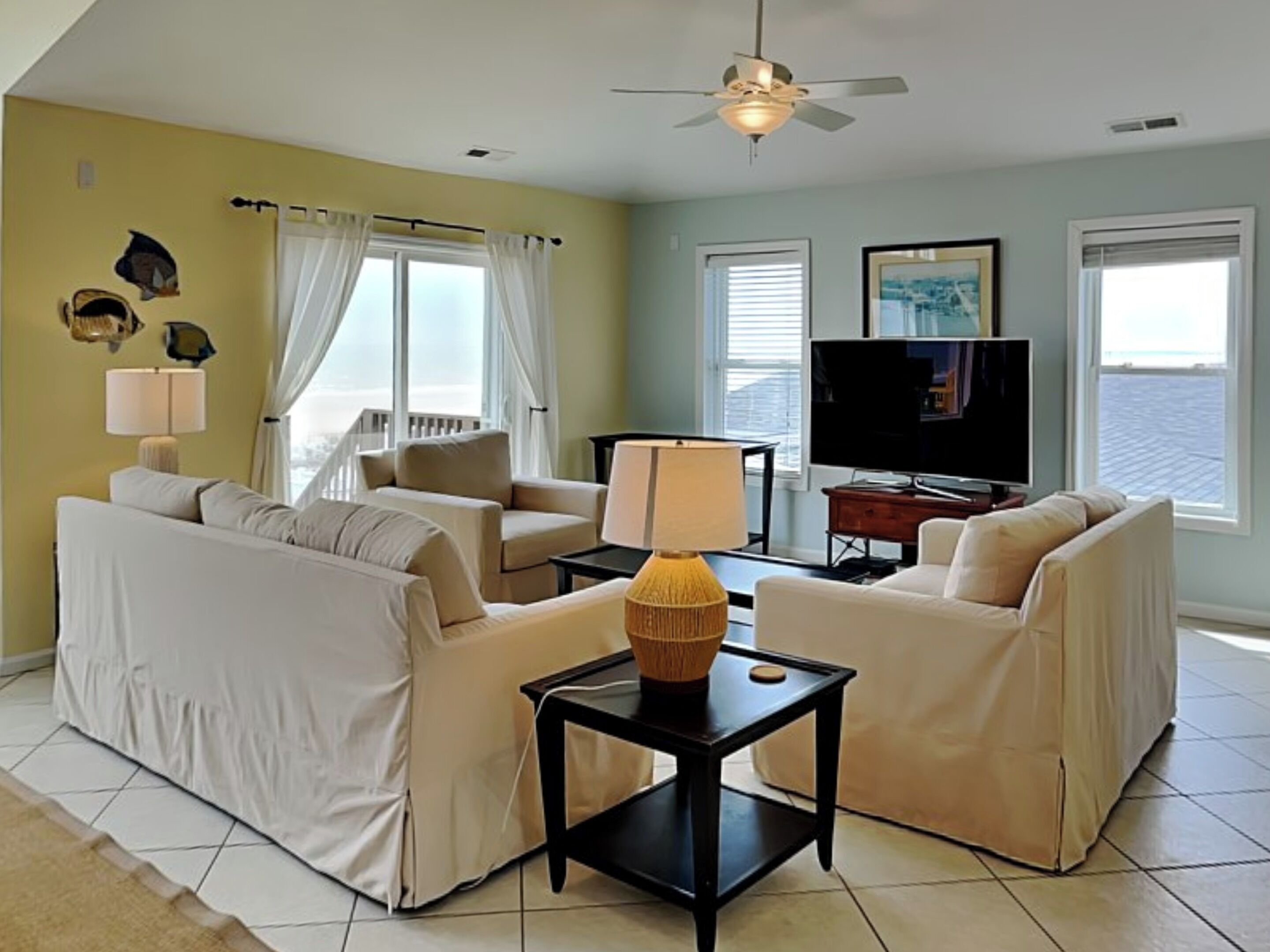 Studio (4 Bedrooms) | Tiện nghi, dịch vụ nơi lưu trú