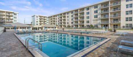 Appartamento, letti multipli (Sea Coast Gardens II 109) | Piscina | Una piscina riscaldata