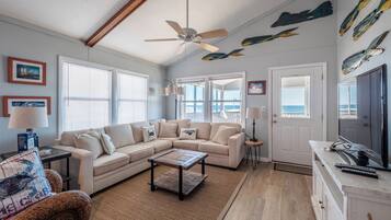 Studio (4 Bedrooms) | Property amenity