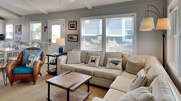 Studio (4 Bedrooms) | Property amenity