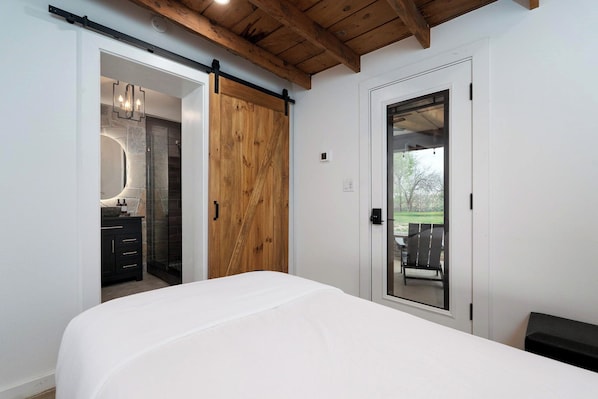 Chambre Double Supérieure, patio, vue cour intérieure | Literie de qualité supérieure, couette en duvet d'oie, Wi-Fi gratuit