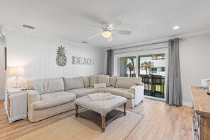 Huoneisto, useita sänkyjä (Colony Beach Club 248) | Oleskelualue