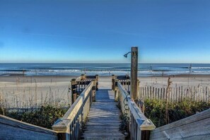 Studio (4 Bedrooms) | Property amenity