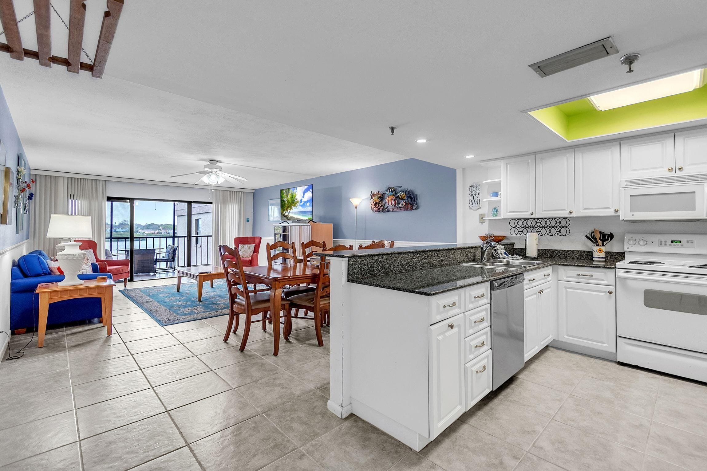 Condo, Multiple Beds (Sea Club #105 - Pelicans Perch) | Private kitchen | Oven, toaster