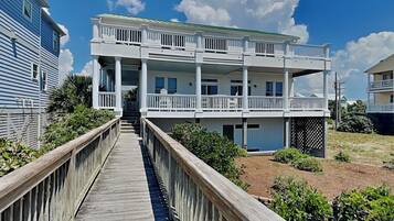 Studio (5 Bedrooms) | Property amenity