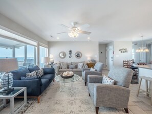 Studio (3 Bedrooms) | Property amenity