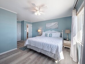 Studio (3 Bedrooms) | Property amenity