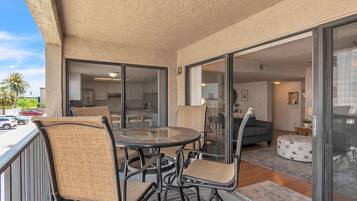 Condo, Multiple Beds (Sea Club #47 - Sea Haven) | Outdoor dining