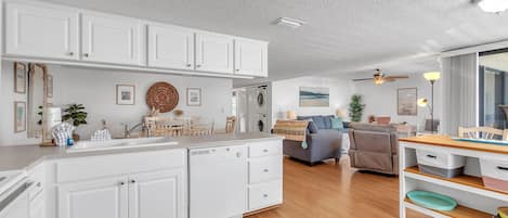 Condo, Multiple Beds (Sea Club #47 - Sea Haven) | Interior