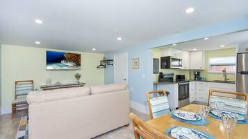 Ferienhaus, 1 Queen-Bett und Schlafsofa (Island Paradise 6) | Innenbereich