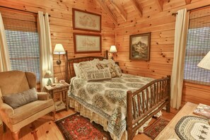 2 bedrooms, iron/ironing board, free WiFi, bed sheets - Summit House (Ellijay)