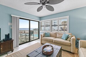 Condo, 1 King Bed with Sofa bed (Ocean Reef Villas 207) | Living area