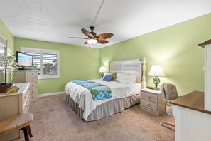 Condo, 1 King Bed with Sofa bed (Ocean Reef Villas 207)