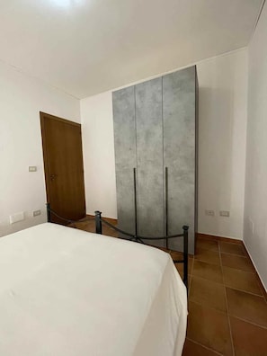 2 bedrooms, internet