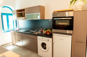傳統獨棟房屋, 廚房, 城市景觀 | 私人廚房 | 大型冰箱、烤箱、爐台、咖啡機/沖茶器
