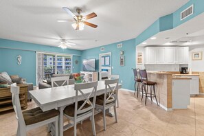 Condo, Multiple Beds (Oceanwalk 15-206) | Interior