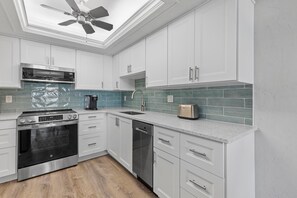 Condo, 1 King Bed (Castle Reef 429) | Private kitchen | Oven, coffee/tea maker, toaster, blender