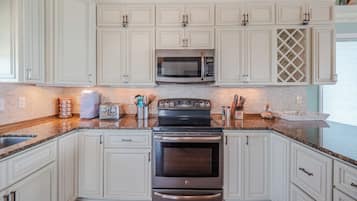 Estudio (4 Bedrooms) | Servicio de la propiedad
