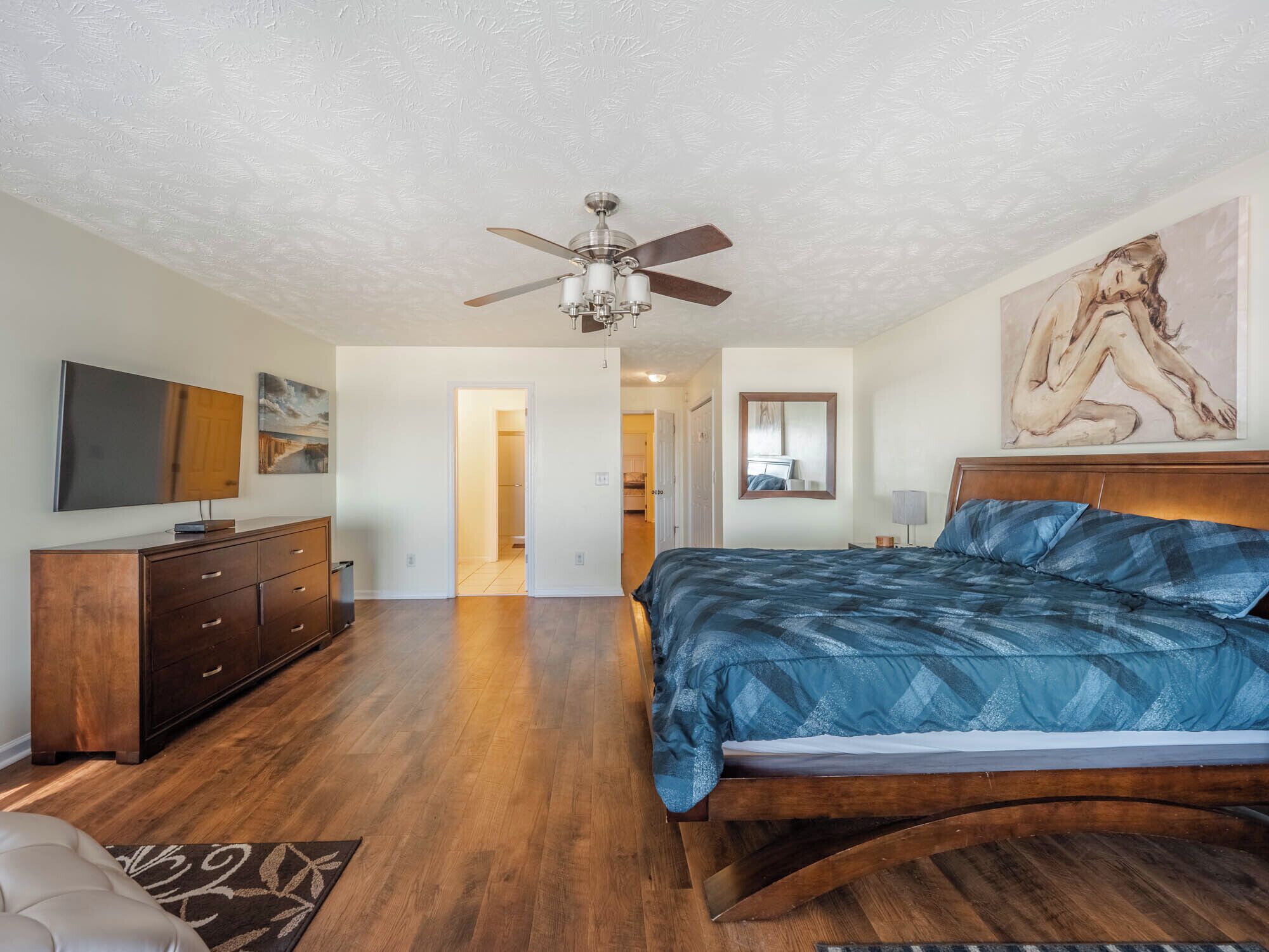 Studio (3 Bedrooms) | Property amenity