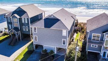 Studio (3 Bedrooms) | Property amenity