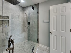 Studio (3 Bedrooms) | Property amenity - Beach Therapy by Topsail Realty (Holly Ridge)