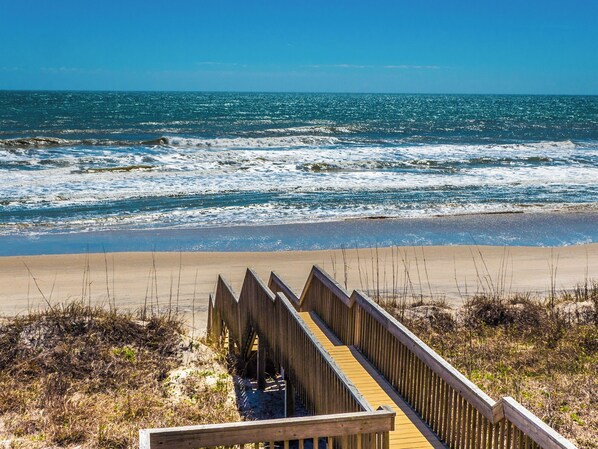 Studio (5 Bedrooms) | Property amenity