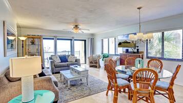 Condo, Multiple Beds (Land's End 5-305 Gulf-Bay Front) | Living area