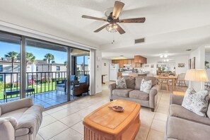 Condo, 1 King Bed (Sea Club #6 - Footprints in the Sand) | Living area - Sea Club #6 - Footprints in the Sand (Indian Shores)