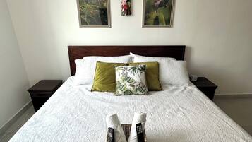 2 soverom, strykejern/-brett, wi-fi (inkludert) og sengetøy