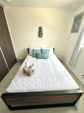 2 camere, ferro/asse da stiro, Wi-Fi gratuito, lenzuola