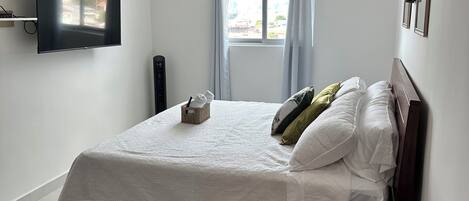 2 chambres, fer et planche Ă repasser, Wi-Fi gratuit, draps fournis