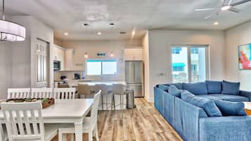 Rumah, Beberapa Tempat Tidur (Azul Townhomes A5) | Area keluarga