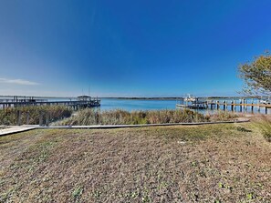 Studio (3 Bedrooms) | Fasilitas properti