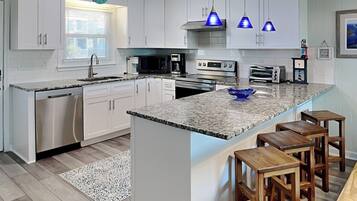 Studio (4 Bedrooms) | Fasilitas properti