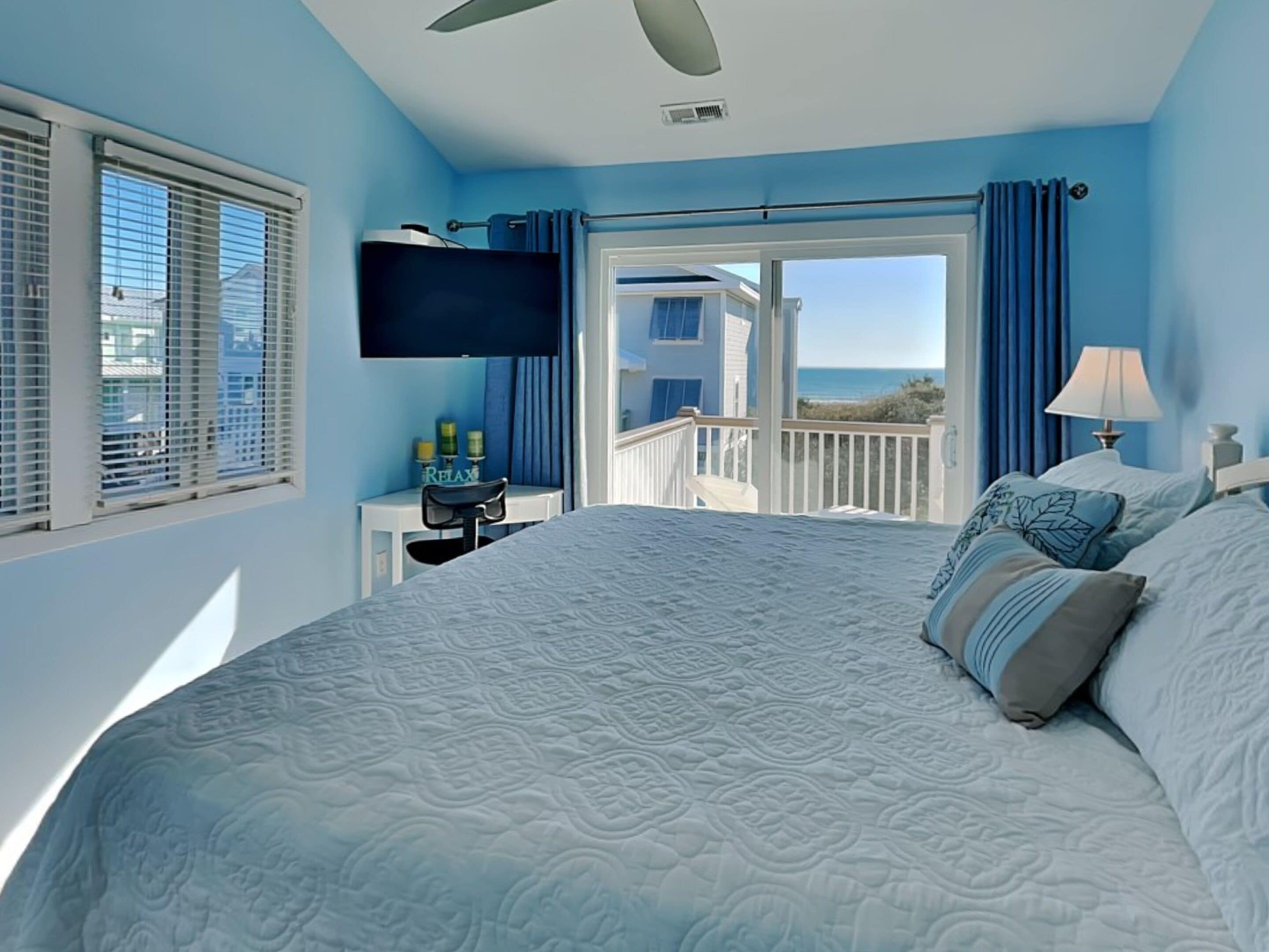 Studio (3 Bedrooms) | Property amenity