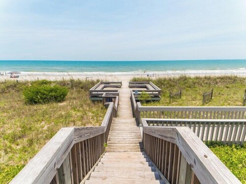 As Good As It Gets by Topsail Realty
