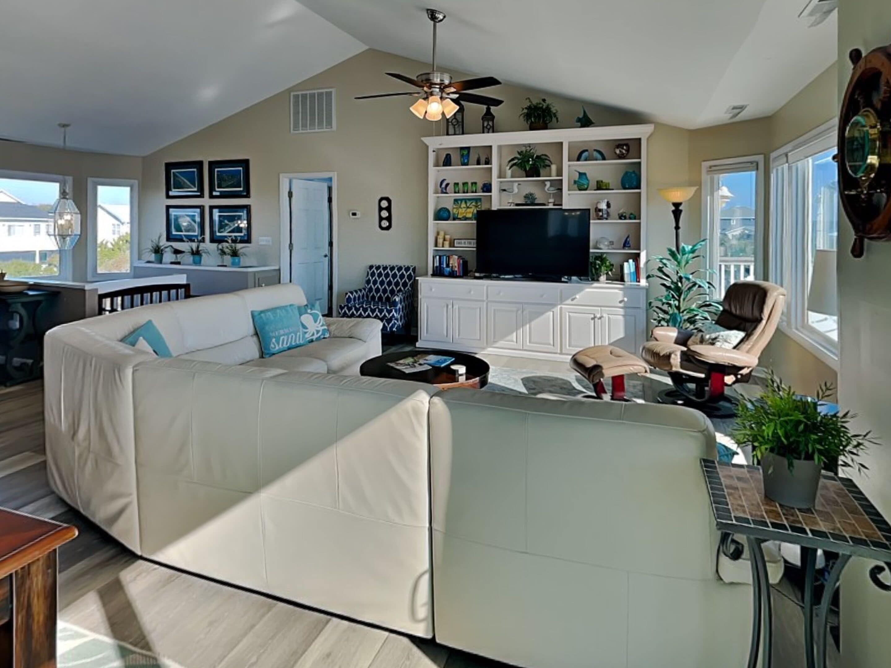 Studio (3 Bedrooms) | Property amenity