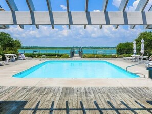 Studio (3 Bedrooms) | Property amenity