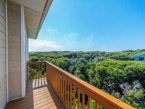 Studio (4 Bedrooms) | Property amenity