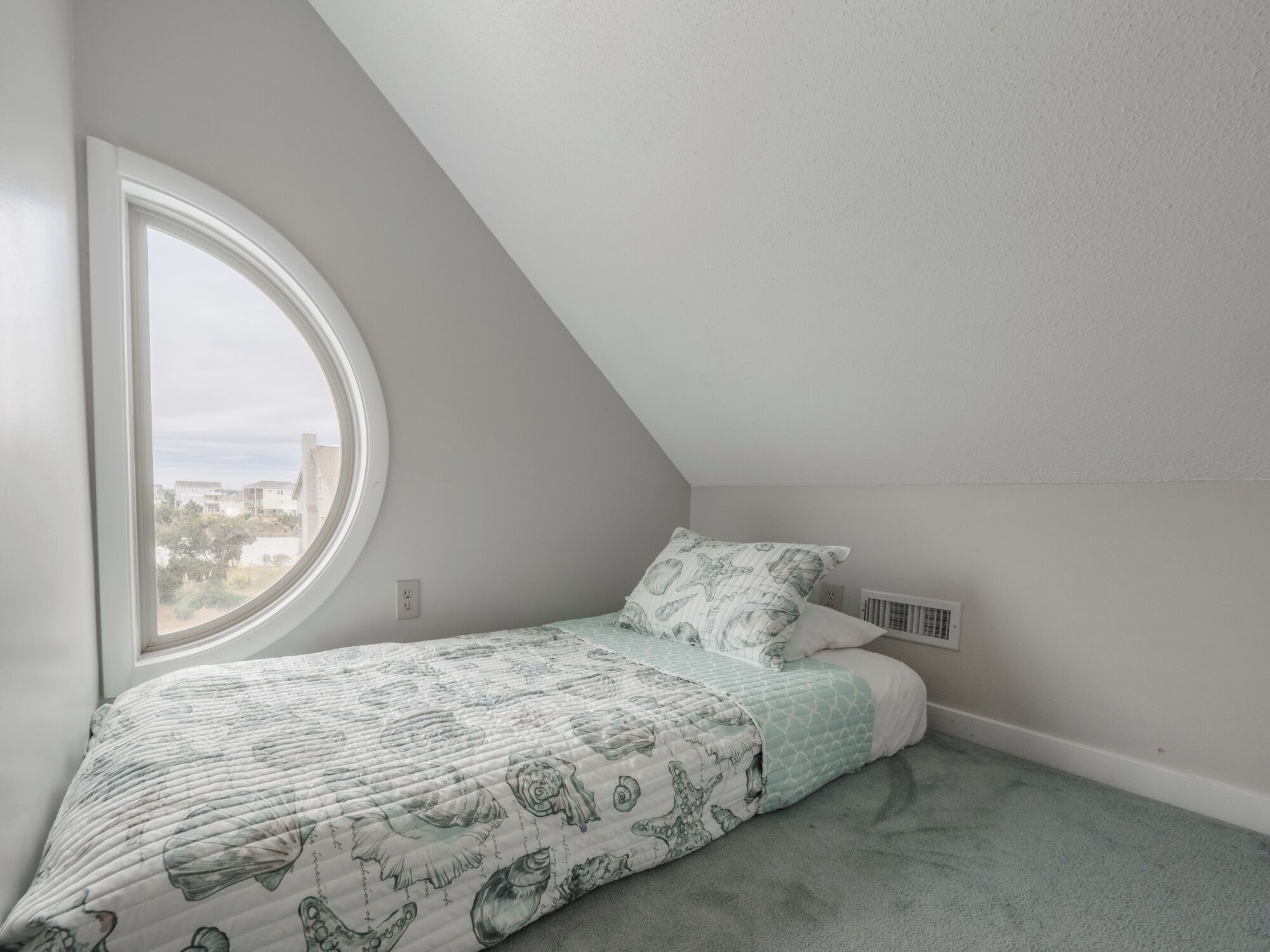 Studio (2 Bedrooms) | Property amenity