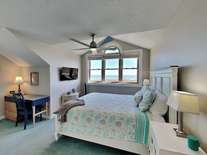 Studio (2 Bedrooms) | Property amenity