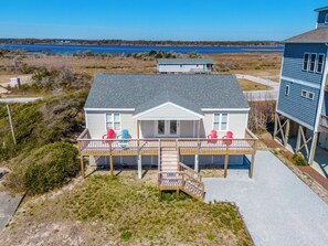 Studio (3 Bedrooms) | Property amenity