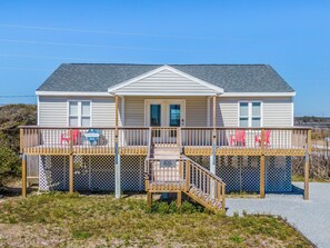 Studio (3 Bedrooms) | Property amenity - Bella Beach House by Topsail Realty (Sneads Ferry)