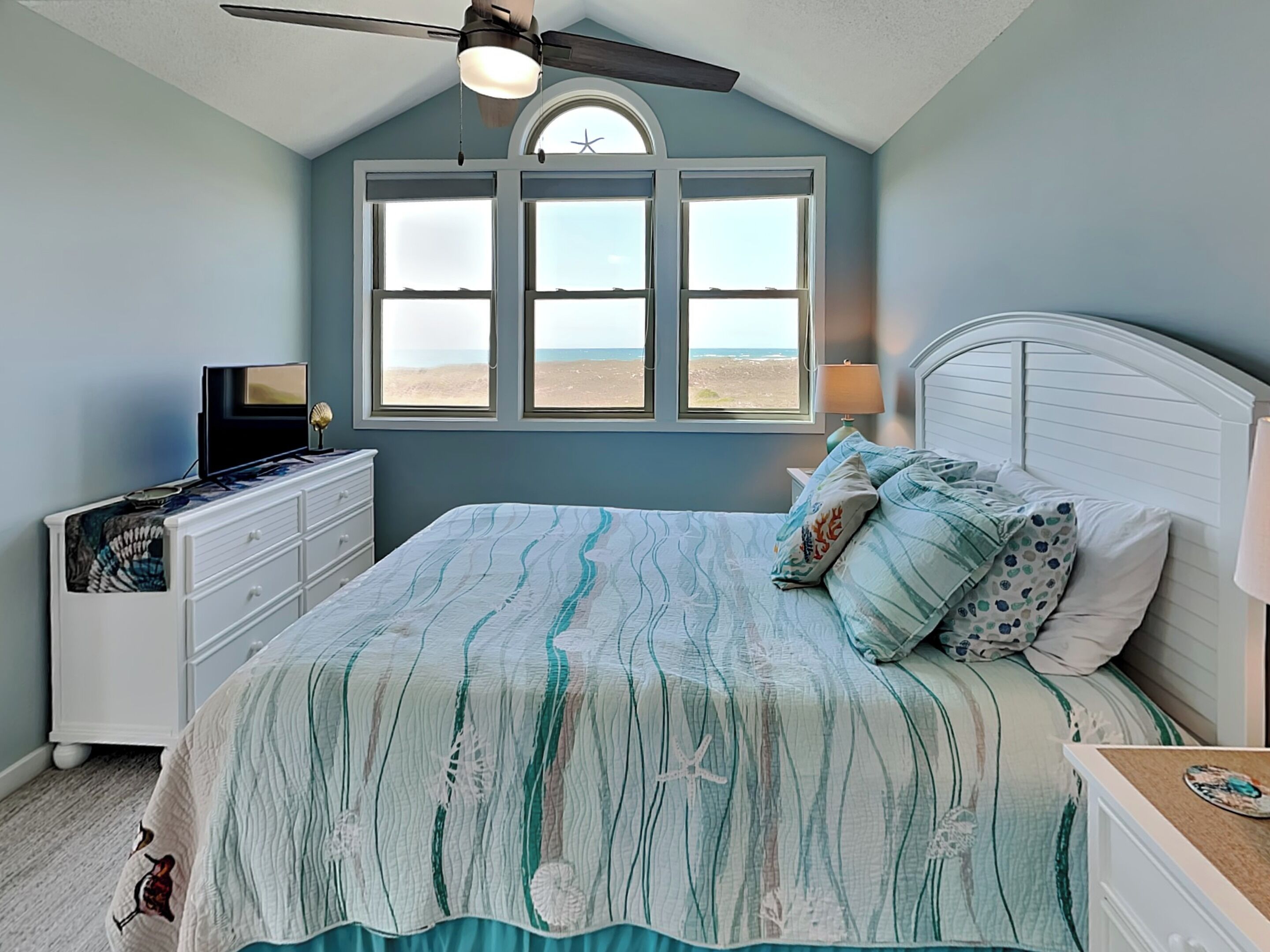 Studio (2 Bedrooms) | Property amenity