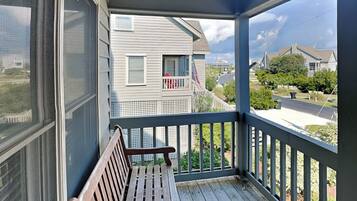 Studio (2 Bedrooms) | Property amenity