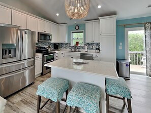 Studio (4 Bedrooms) | Property amenity