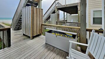 Studio (4 Bedrooms) | Property amenity