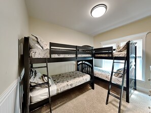 Studio (4 Bedrooms) | Property amenity - Jolly Dave's by Topsail Realty (Holly Ridge)